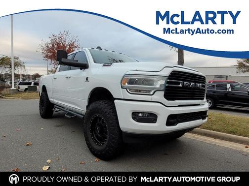 2020 RAM 2500 Big Horn Crew Cab 4X4 6'4' Box