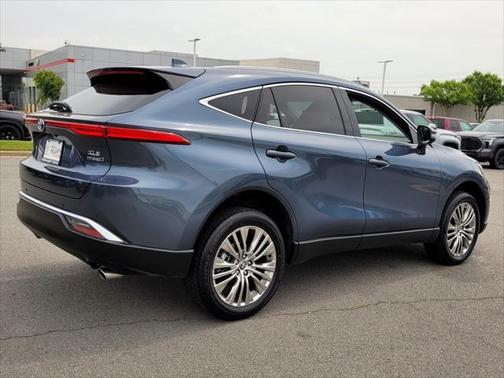 2022 Toyota Venza XLE