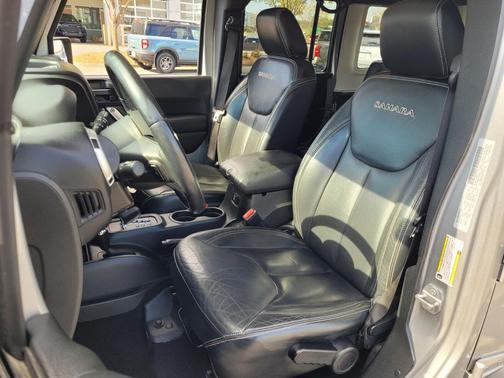 2018 Jeep Wrangler JK Unlimited Sahara