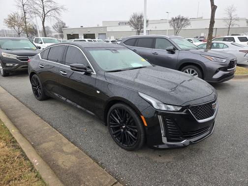 2022 Cadillac CT5 Premium Luxury