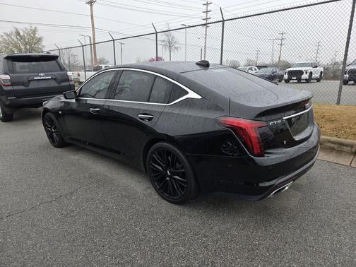 2022 Cadillac CT5 Premium Luxury