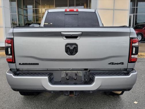 2020 RAM 2500 Laramie Crew Cab 4X4 6'4' Box