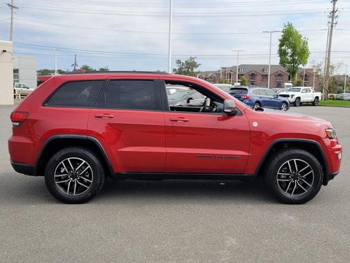 2020 Jeep Grand Cherokee Trailhawk