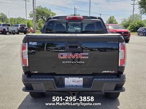 Onyx Black 2022 GMC Canyon AT4