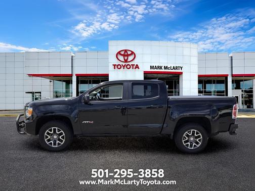 Onyx Black 2022 GMC Canyon AT4