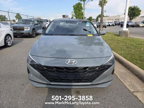 Electric Shadow 2023 Hyundai ELANTRA SEL