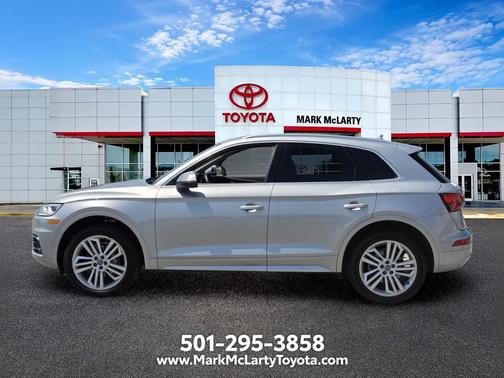 Silver Metallic 2018 Audi Q5 2.0T Tech Premium
