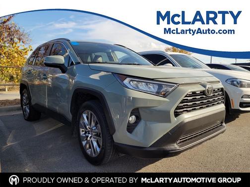 2020 Toyota RAV4 XLE Premium