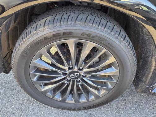 2024 INFINITI QX80 SENSORY AWD