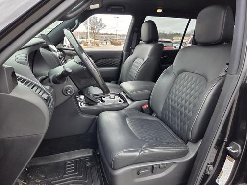 2024 INFINITI QX80 SENSORY AWD