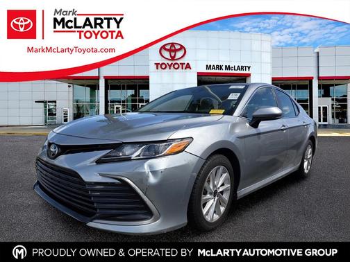 Celestial Silver Metallic 2022 Toyota Camry LE