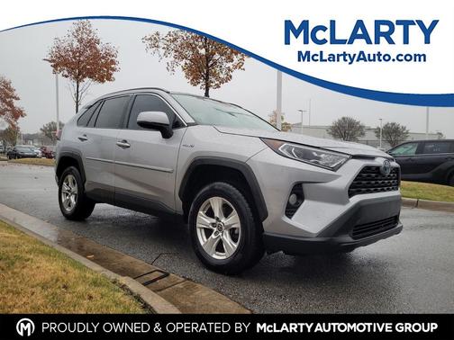 2021 Toyota RAV4 Hybrid XLE