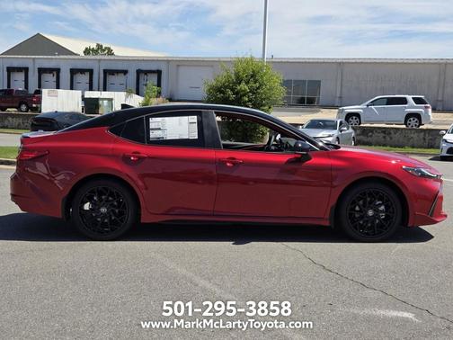 Supersonic Red w/Midnight Black Metallic Roof 2026 Toyota Camry XSE