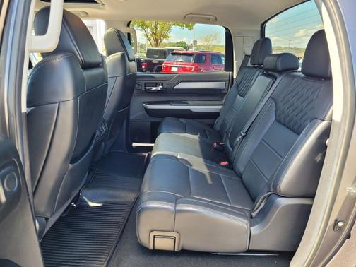 2021 Toyota Tundra Platinum