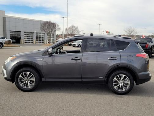 2016 Toyota RAV4 Hybrid XLE