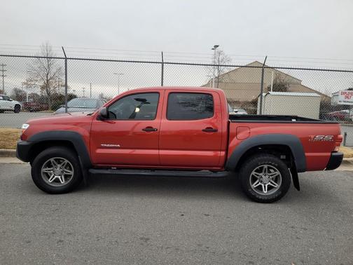 2013 Toyota Tacoma Base