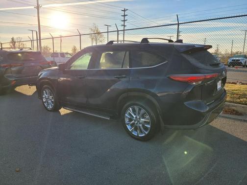 2021 Toyota Highlander Hybrid Limited