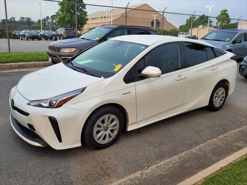 2020 Toyota Prius L