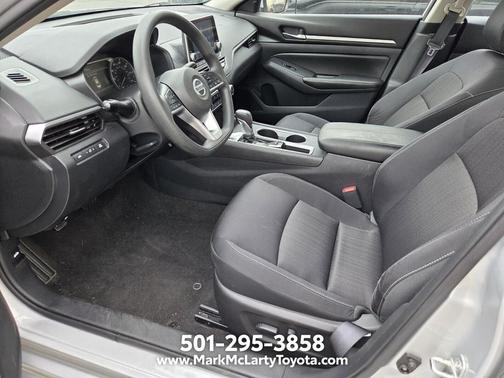 Brilliant Silver Metallic 2022 Nissan Altima 2.5 SV