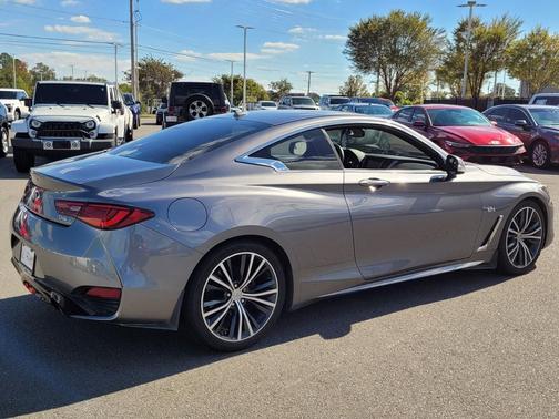 2018 INFINITI Q60 3.0T LUXE