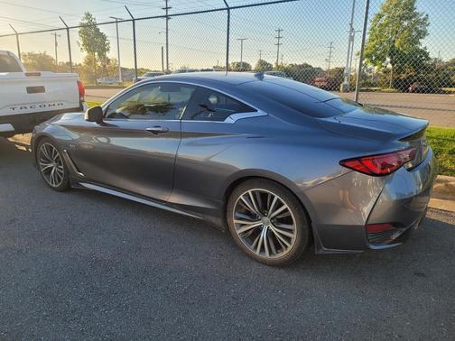 2018 INFINITI Q60 3.0T LUXE