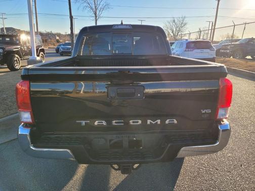 2017 Toyota Tacoma SR5