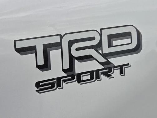 2024 Toyota Tacoma Hybrid TRD Sport