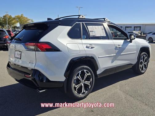 2025 Toyota RAV4 Hybrid SE