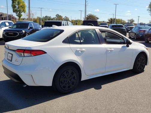 2025 Toyota Corolla Hybrid SE