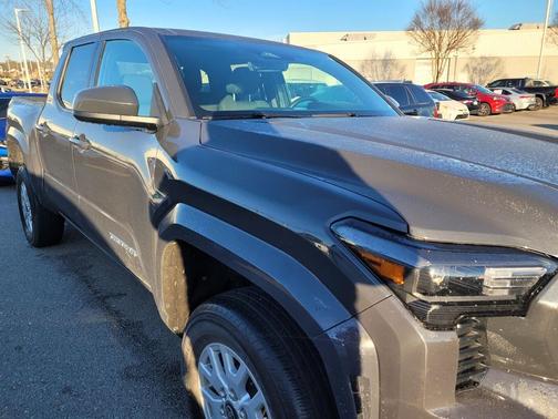 2024 Toyota Tacoma SR5