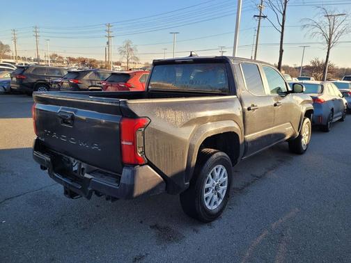 2024 Toyota Tacoma SR5
