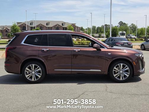 Rosewood Metallic 2022 Cadillac XT6 Premium Luxury FWD