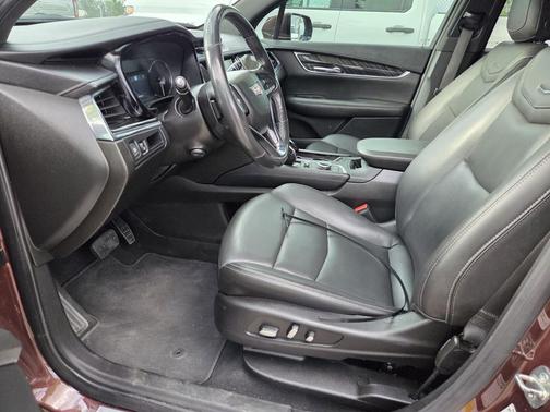 Rosewood Metallic 2022 Cadillac XT6 Premium Luxury FWD