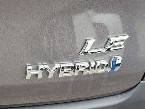 2022 Toyota Sienna LE
