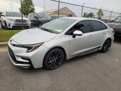 2024 Toyota Corolla SE