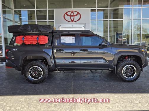 2025 Toyota Tacoma TRD Off Road
