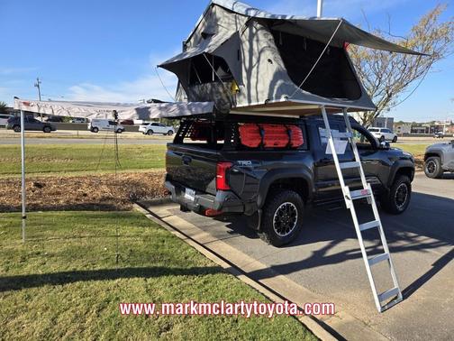 2025 Toyota Tacoma TRD Off Road