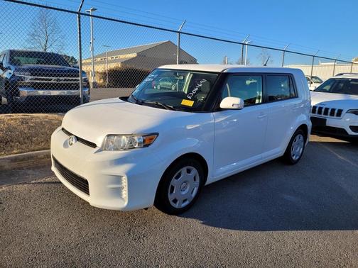 2014 Scion xB Release Series 10.0
