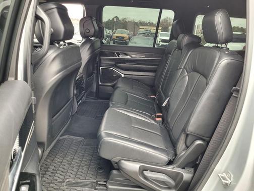 2022 Jeep Wagoneer Series II 4x4