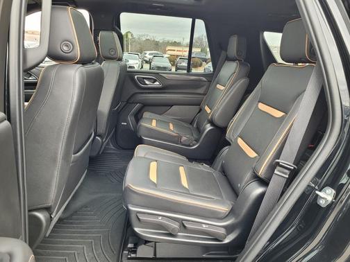 2023 GMC Yukon 4WD AT4