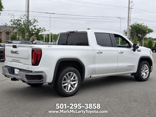 White Frost Tricoat 2021 GMC Sierra 1500 SLT
