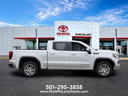 White Frost Tricoat 2021 GMC Sierra 1500 SLT
