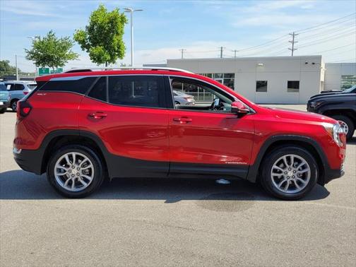 2022 GMC Terrain SLT