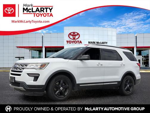 Oxford White 2018 Ford Explorer XLT