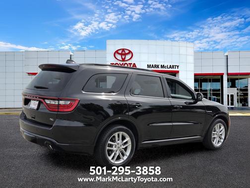 DB Black Clearcoat 2024 Dodge Durango R/T Plus AWD