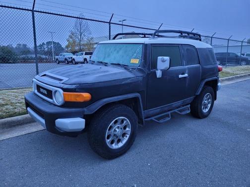 2013 Toyota FJ Cruiser Base