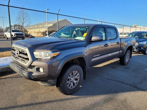 2017 Toyota Tacoma SR5