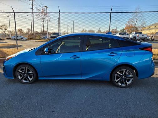 2021 Toyota Prius XLE