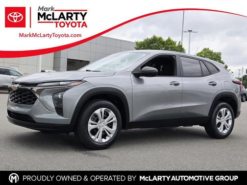 Sterling Gray Metallic 2024 Chevrolet Trax LS