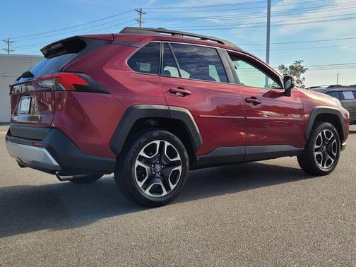 2019 Toyota RAV4 Adventure
